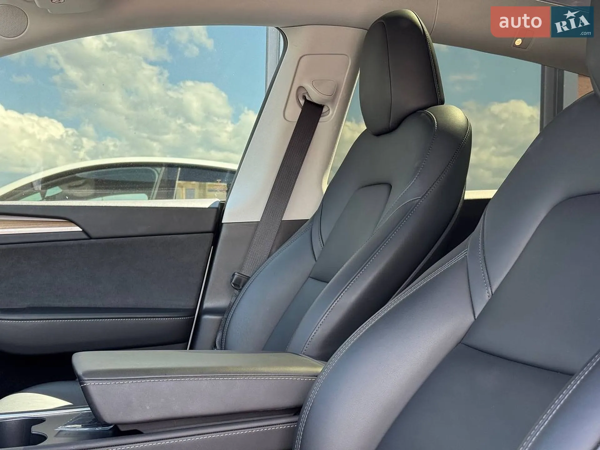 2023 Tesla Model Y - мініатюра 34