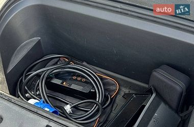 Внедорожник / Кроссовер Tesla Model Y 2023 в Ровно