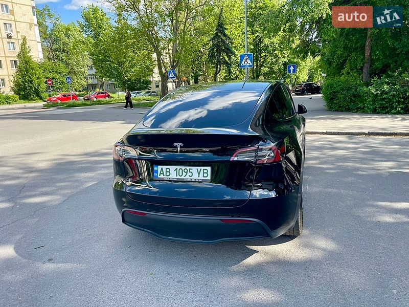 Внедорожник / Кроссовер Tesla Model Y 2023 в Виннице