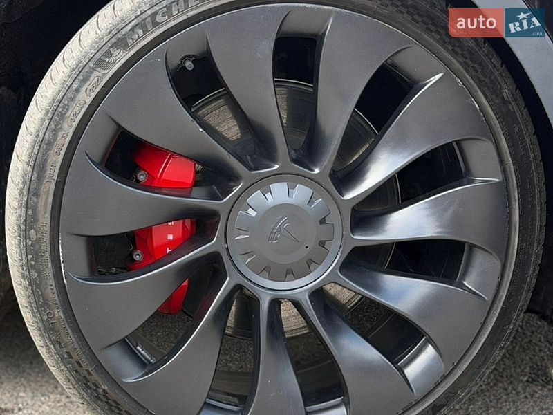 Внедорожник / Кроссовер Tesla Model Y 2022 в Валках фото 10 Внедорожник / Кроссовер Tesla Model Y 2022 в Валках