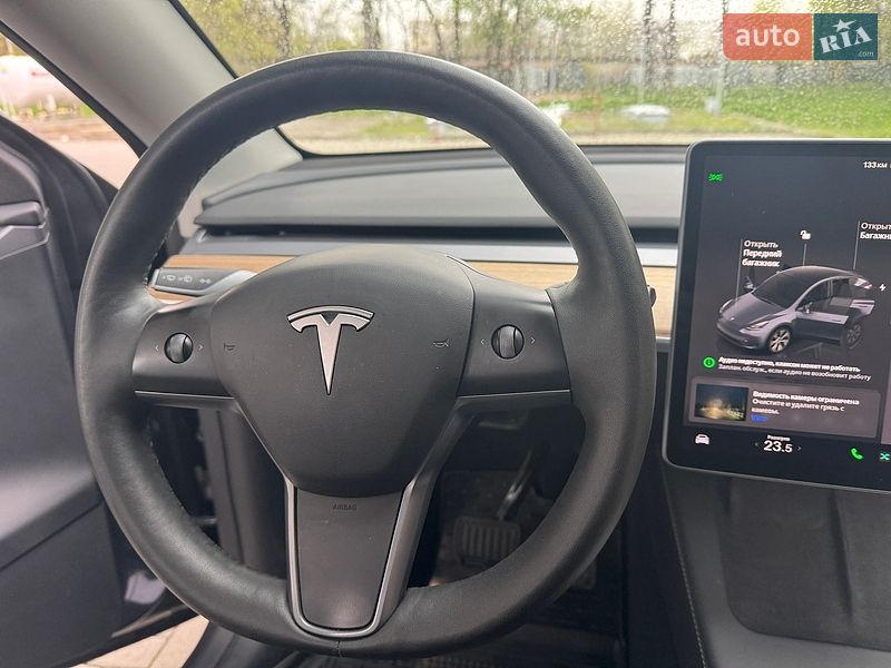 Позашляховик / Кросовер Tesla Model Y 2023 в Дніпрі