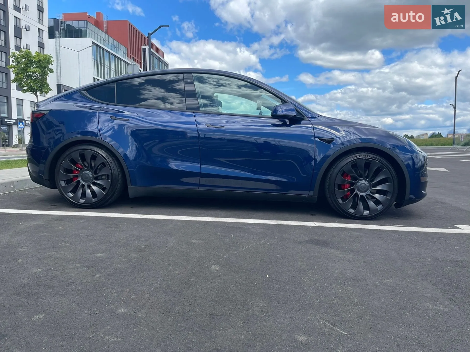 2022 Tesla Model Y - мініатюра 9