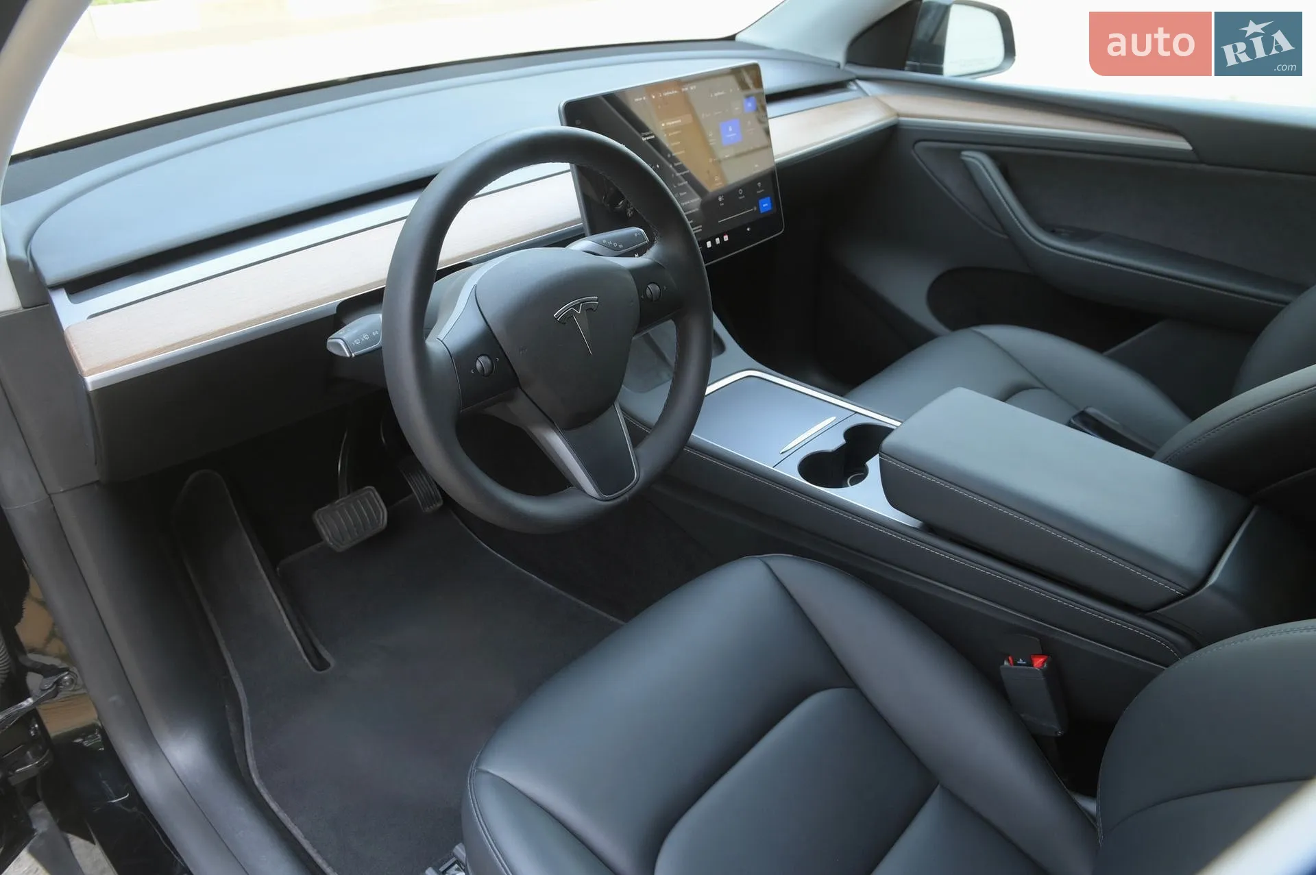 2023 Tesla Model Y - мініатюра 29