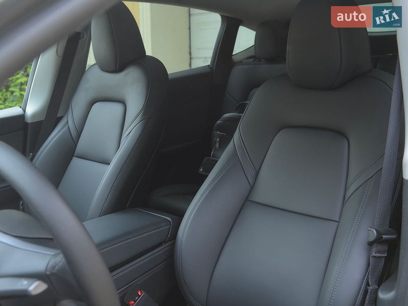 Внедорожник / Кроссовер Tesla Model Y 2023 в Одессе