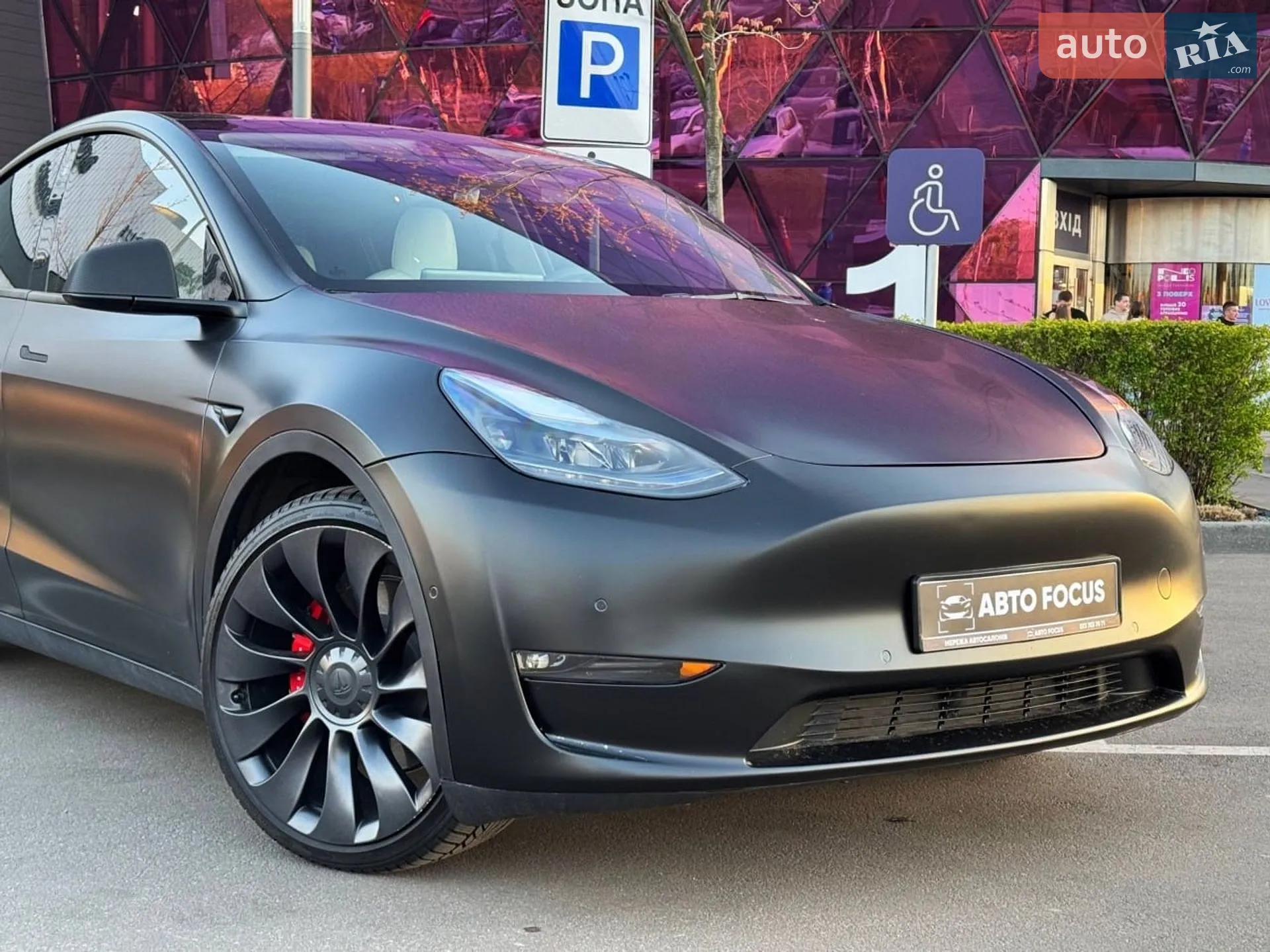 2022 Tesla Model Y - мініатюра 2