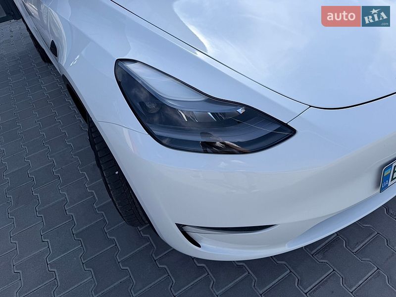 Позашляховик / Кросовер Tesla Model Y 2023 в Тернополі