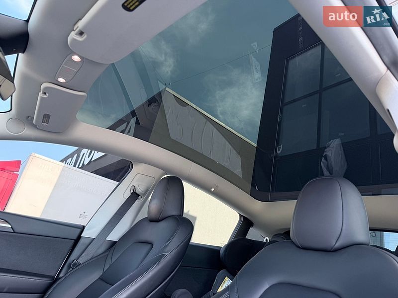Позашляховик / Кросовер Tesla Model Y 2023 в Тернополі
