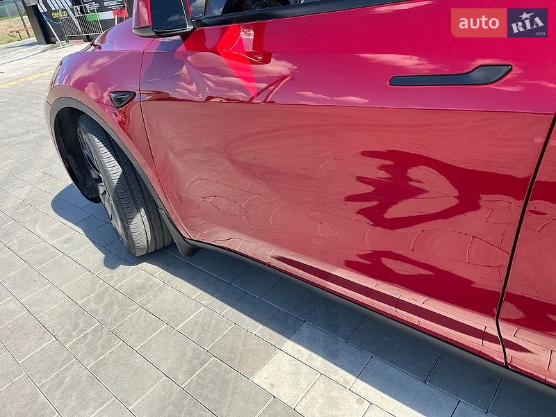 Внедорожник / Кроссовер Tesla Model Y 2024 в Львове