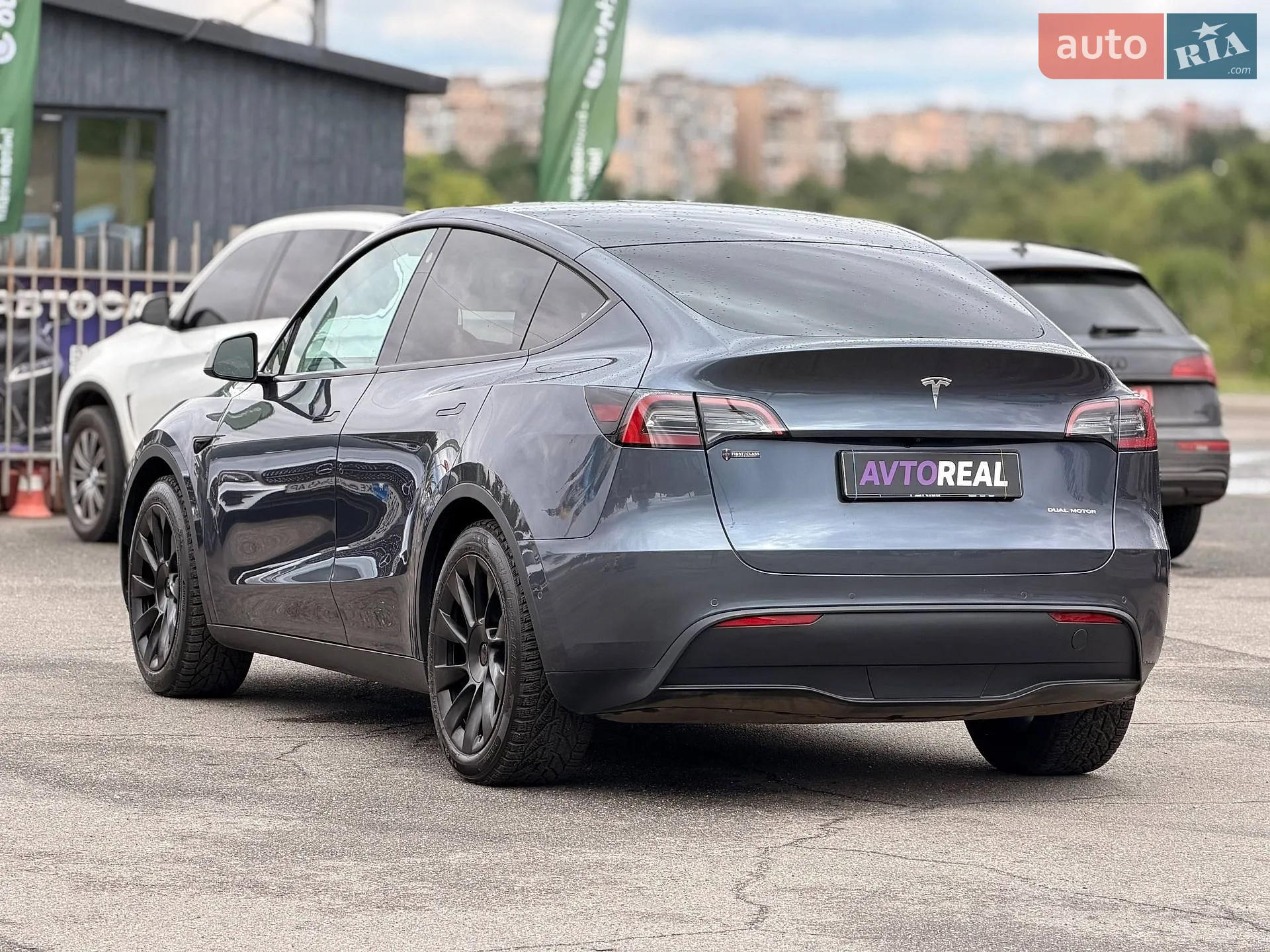 2022 Tesla Model Y - мініатюра 19