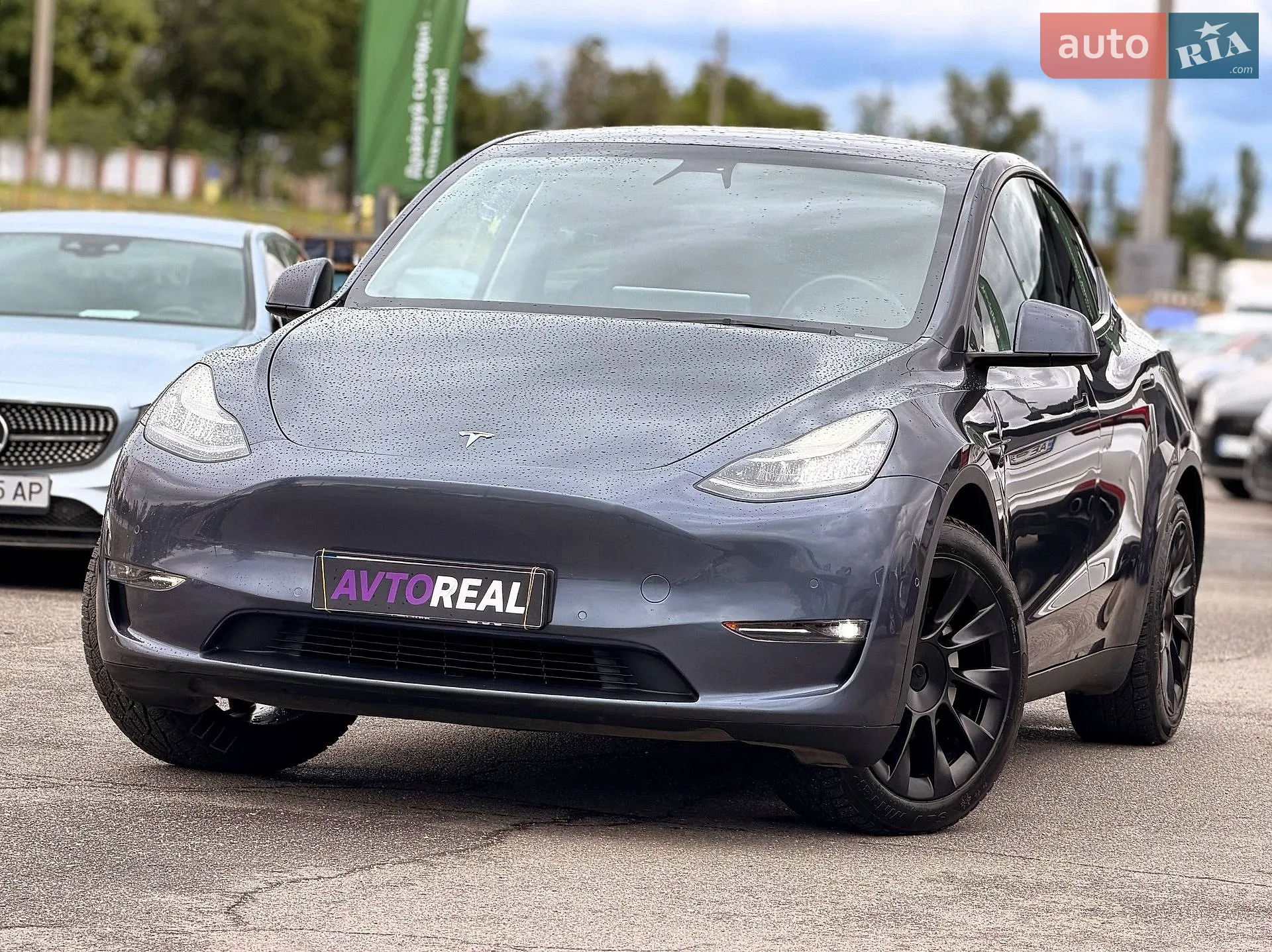 2022 Tesla Model Y - фото 1