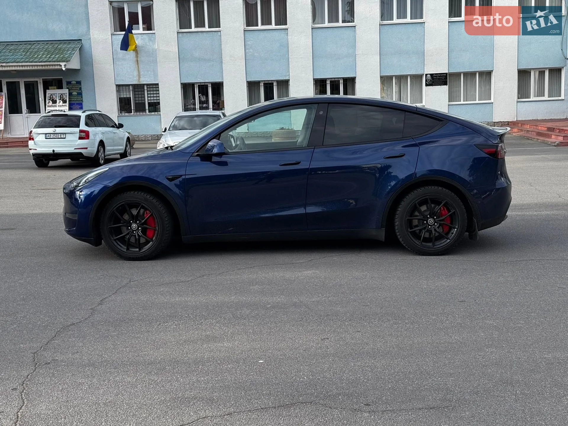 2021 Tesla Model Y - мініатюра 4