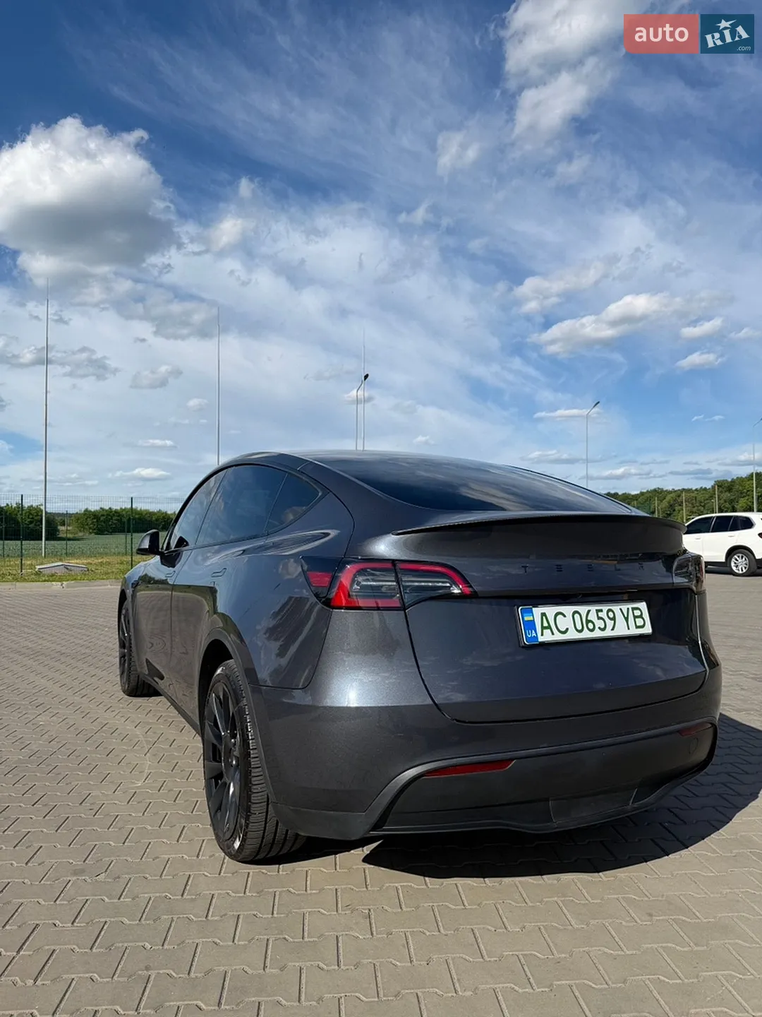 2023 Tesla Model Y - мініатюра 4