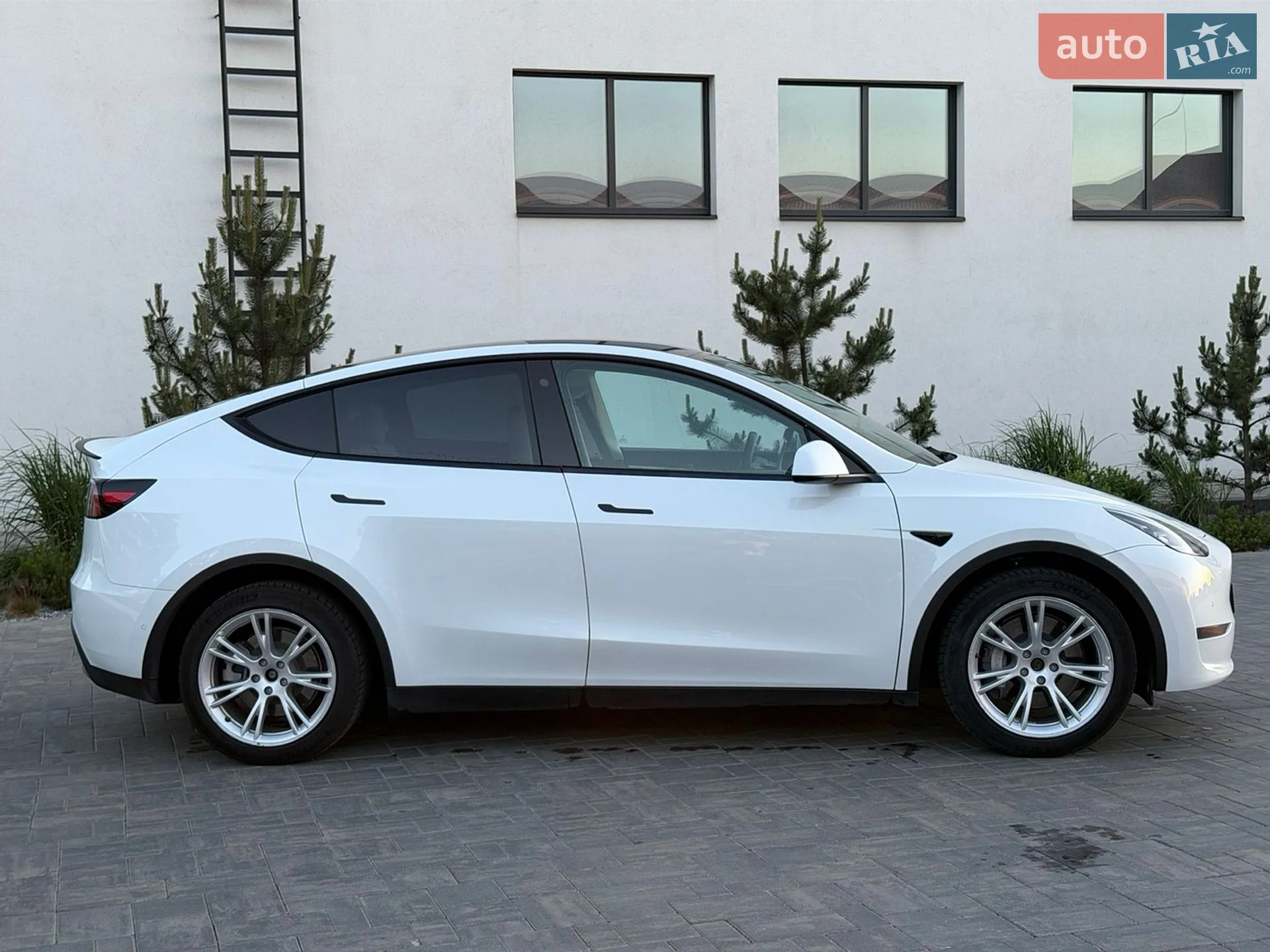 2021 Tesla Model Y - мініатюра 5