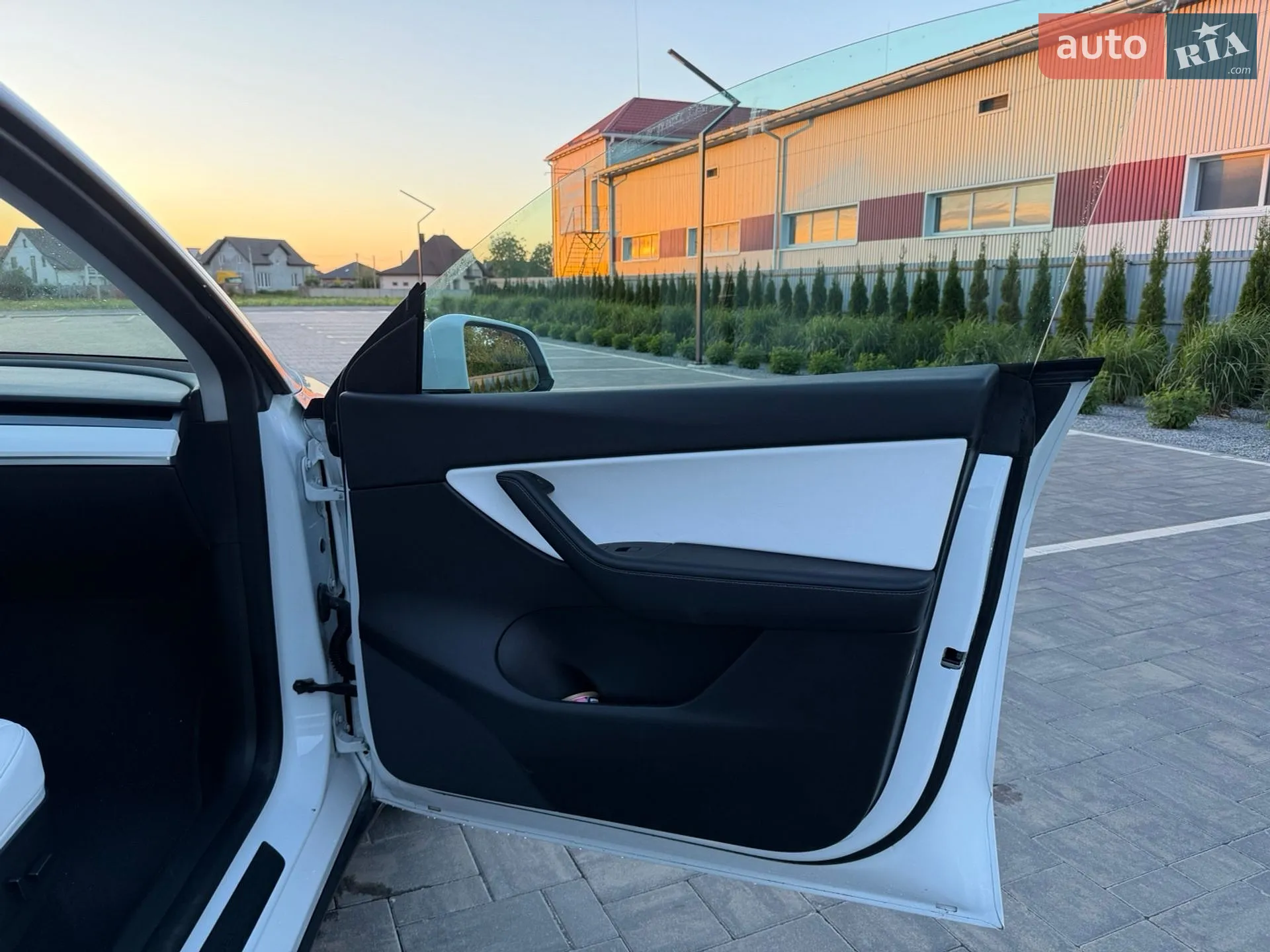 2021 Tesla Model Y - мініатюра 15