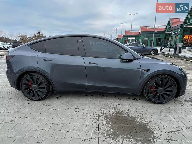Позашляховик / Кросовер Tesla Model Y 2022 в Ірпені