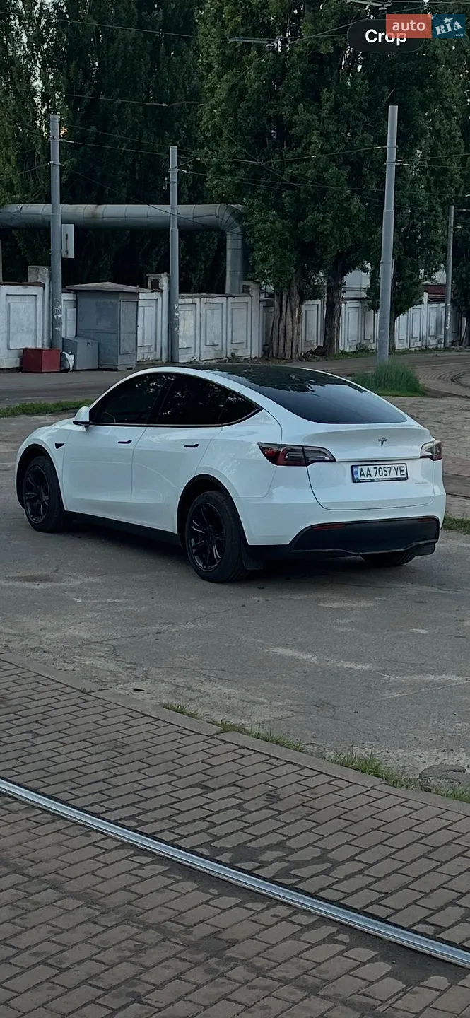 2022 Tesla Model Y - мініатюра 4