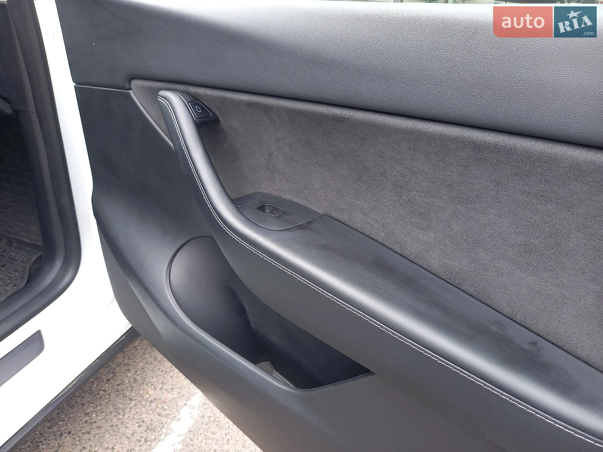 2021 Tesla Model Y - мініатюра 24
