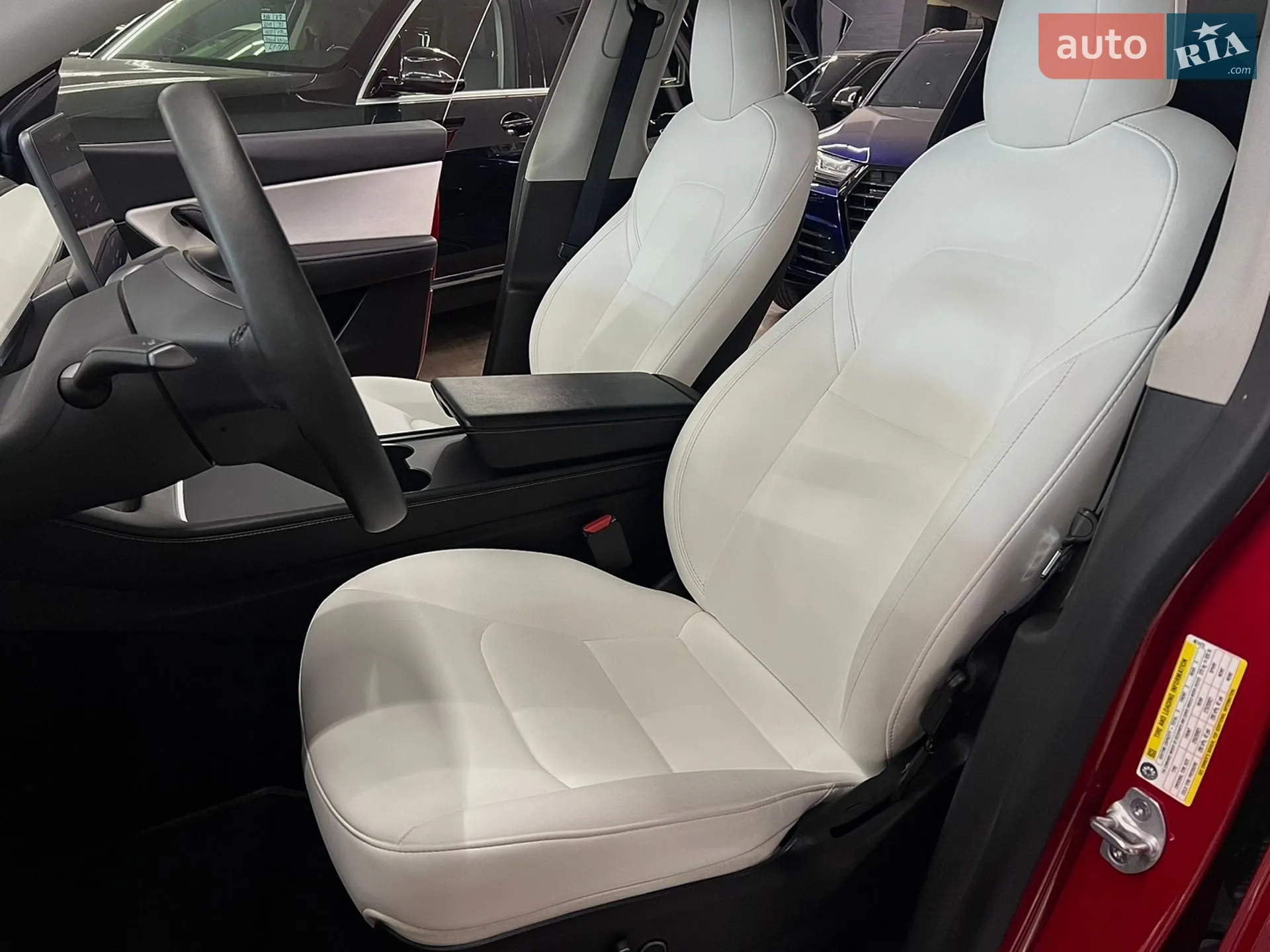 2022 Tesla Model Y - мініатюра 11