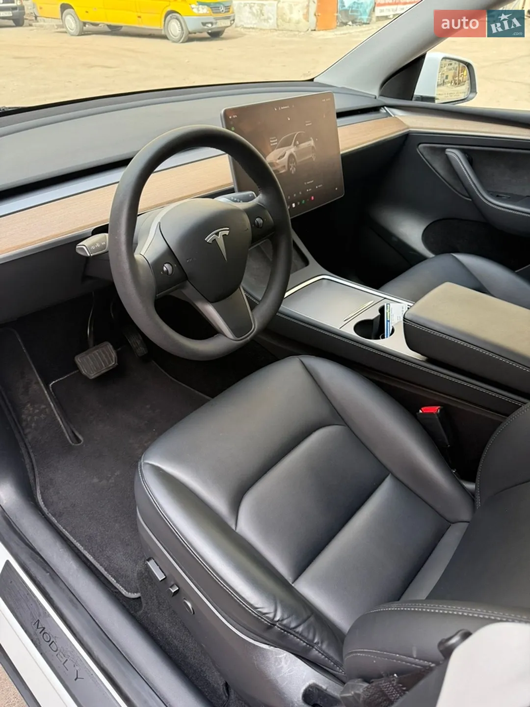 2023 Tesla Model Y - мініатюра 11