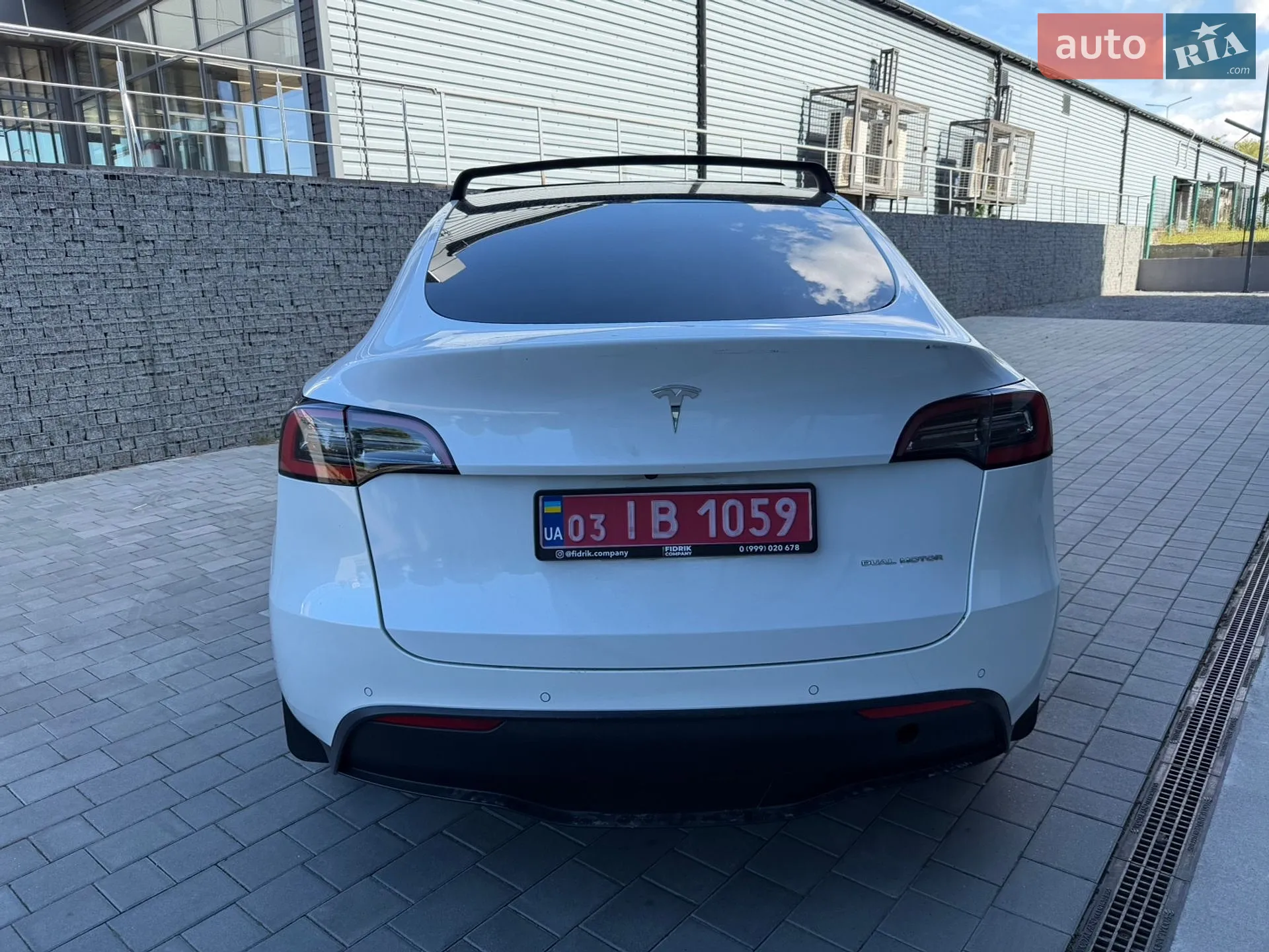 2021 Tesla Model Y - мініатюра 8