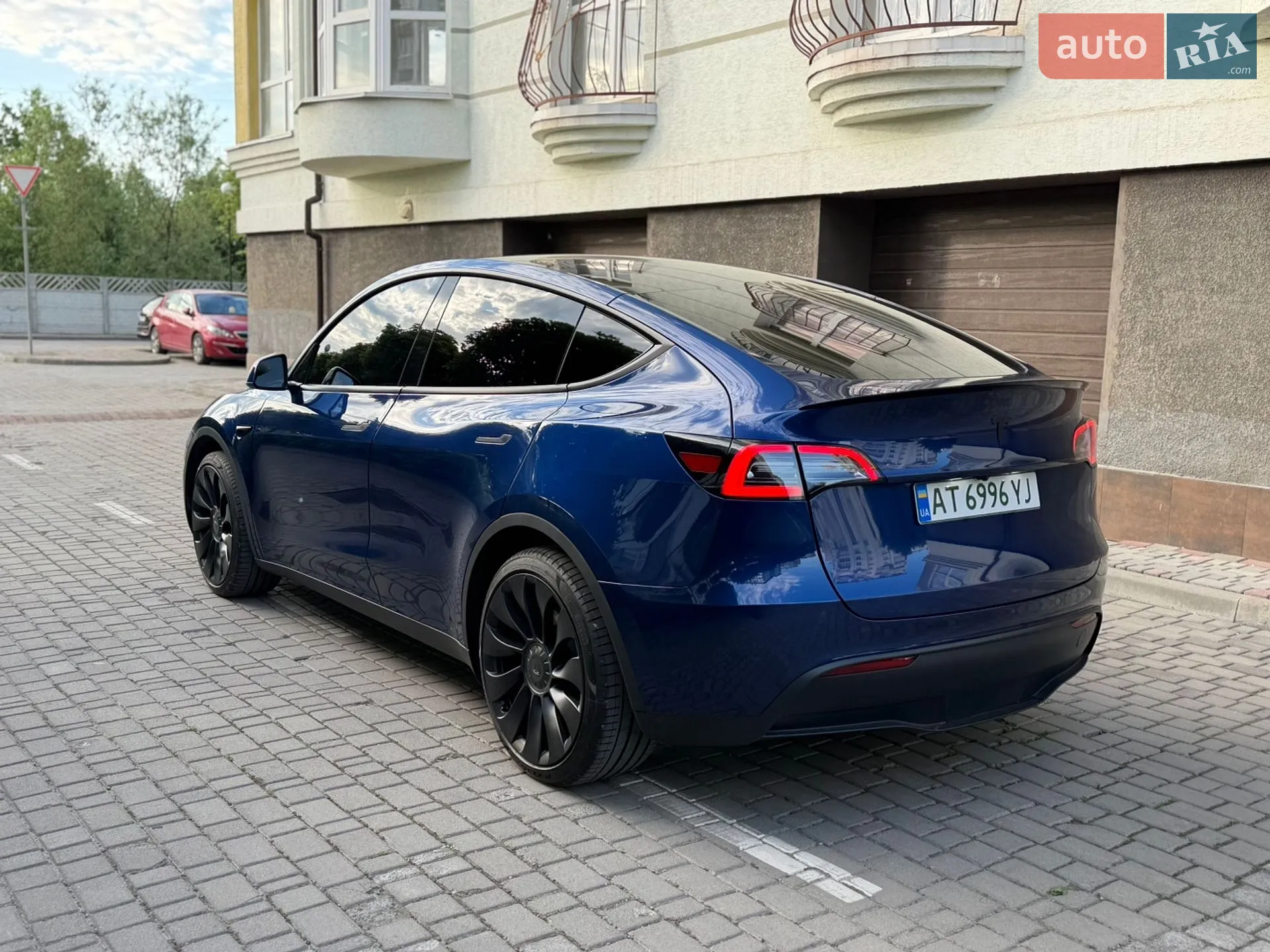 2024 Tesla Model Y - мініатюра 7