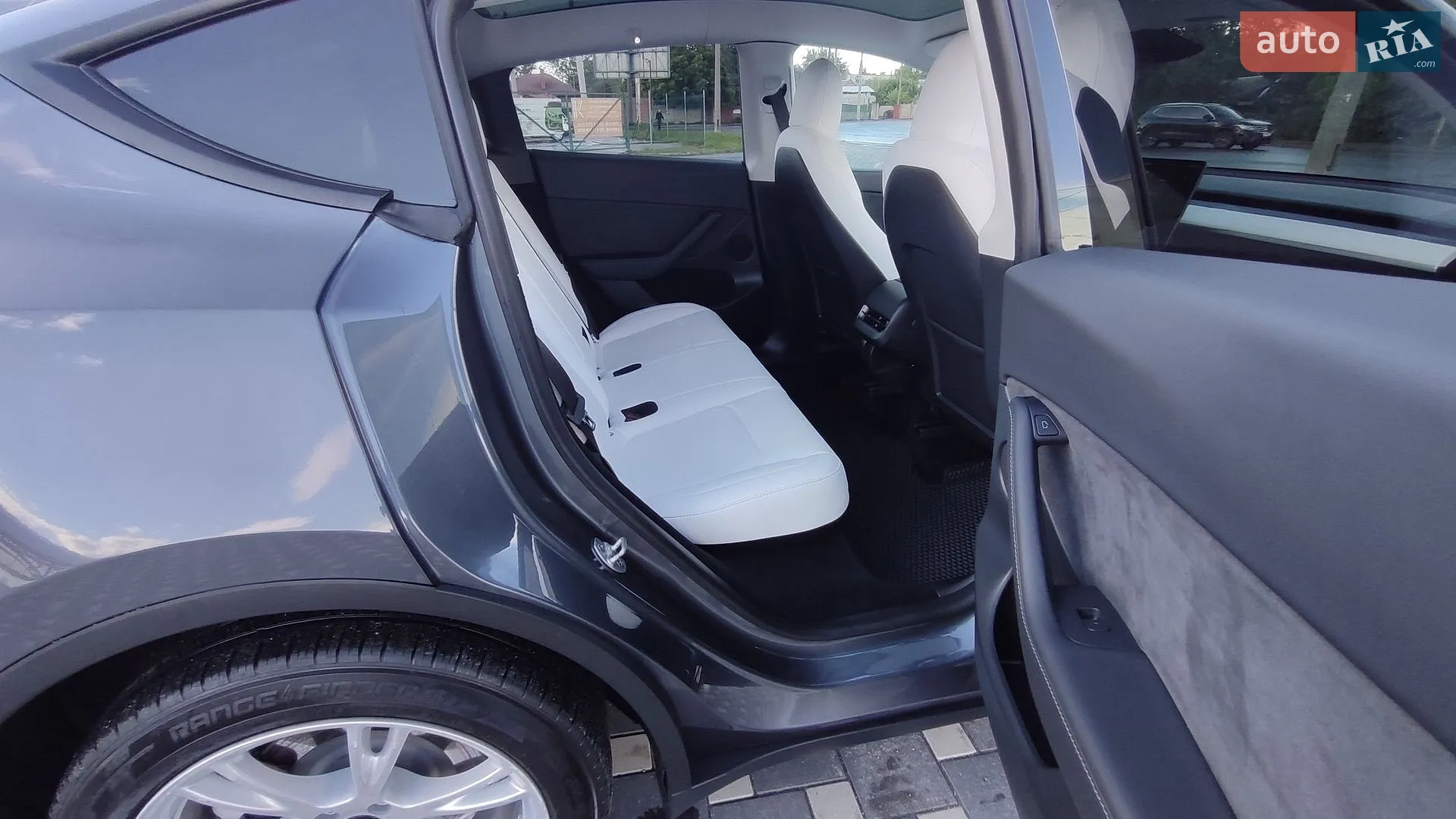 2023 Tesla Model Y - мініатюра 31