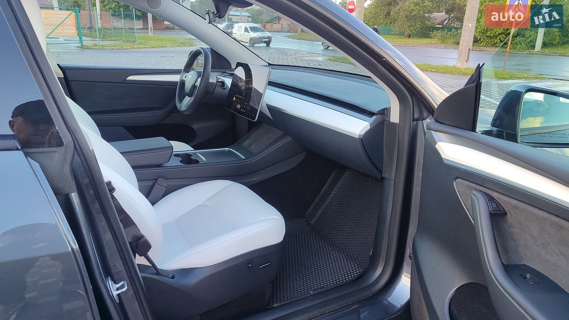 2023 Tesla Model Y - мініатюра 38