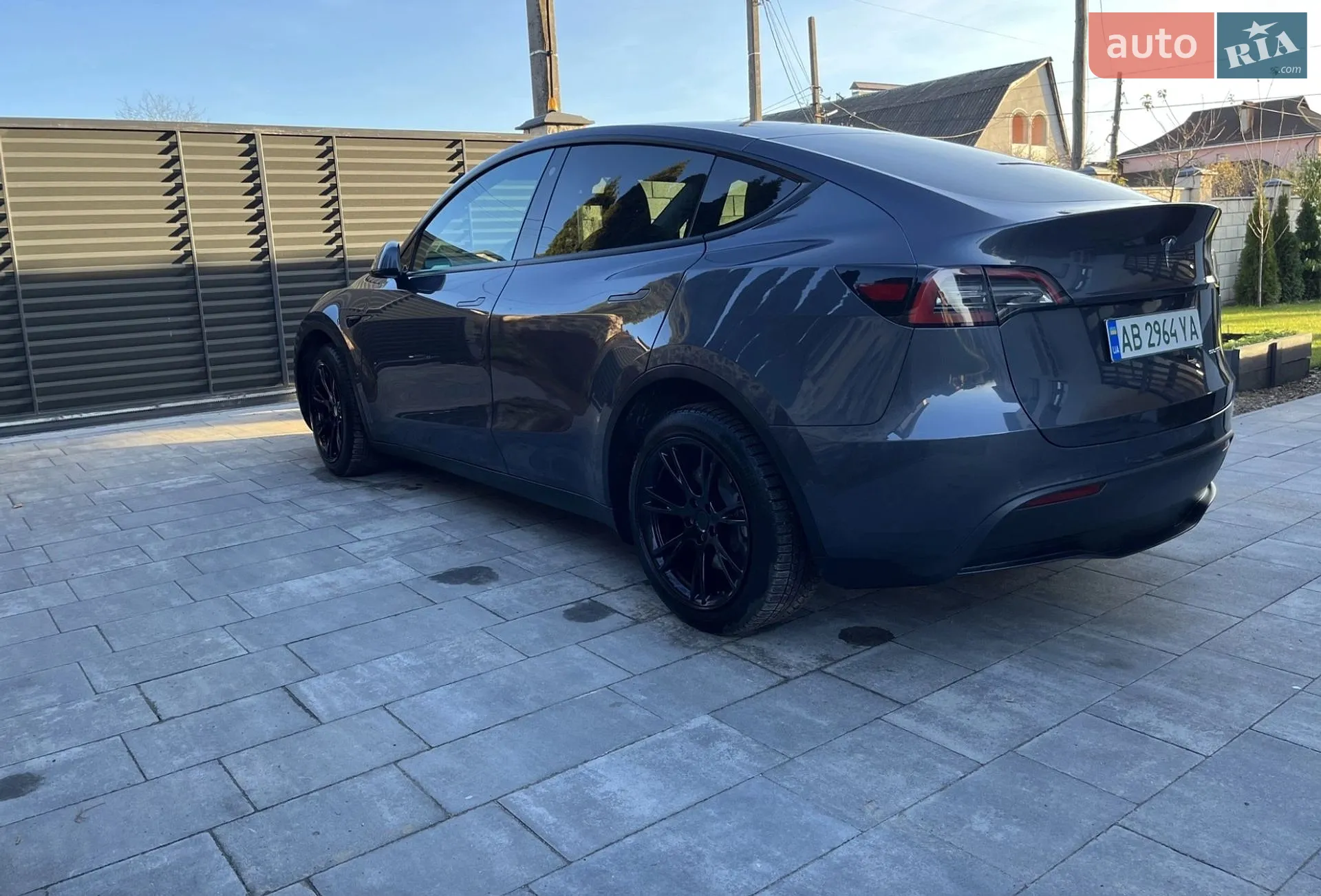 2022 Tesla Model Y - мініатюра 4