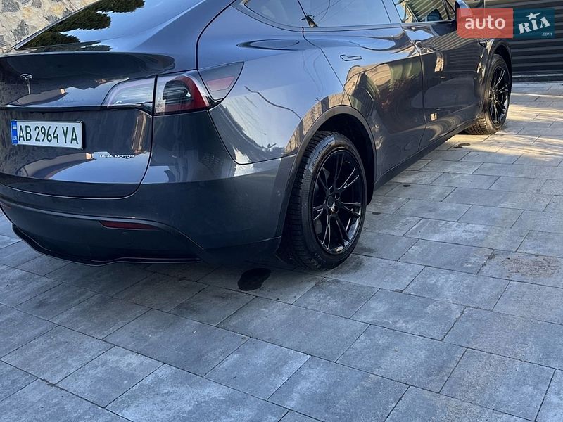 Внедорожник / Кроссовер Tesla Model Y 2022 в Львове