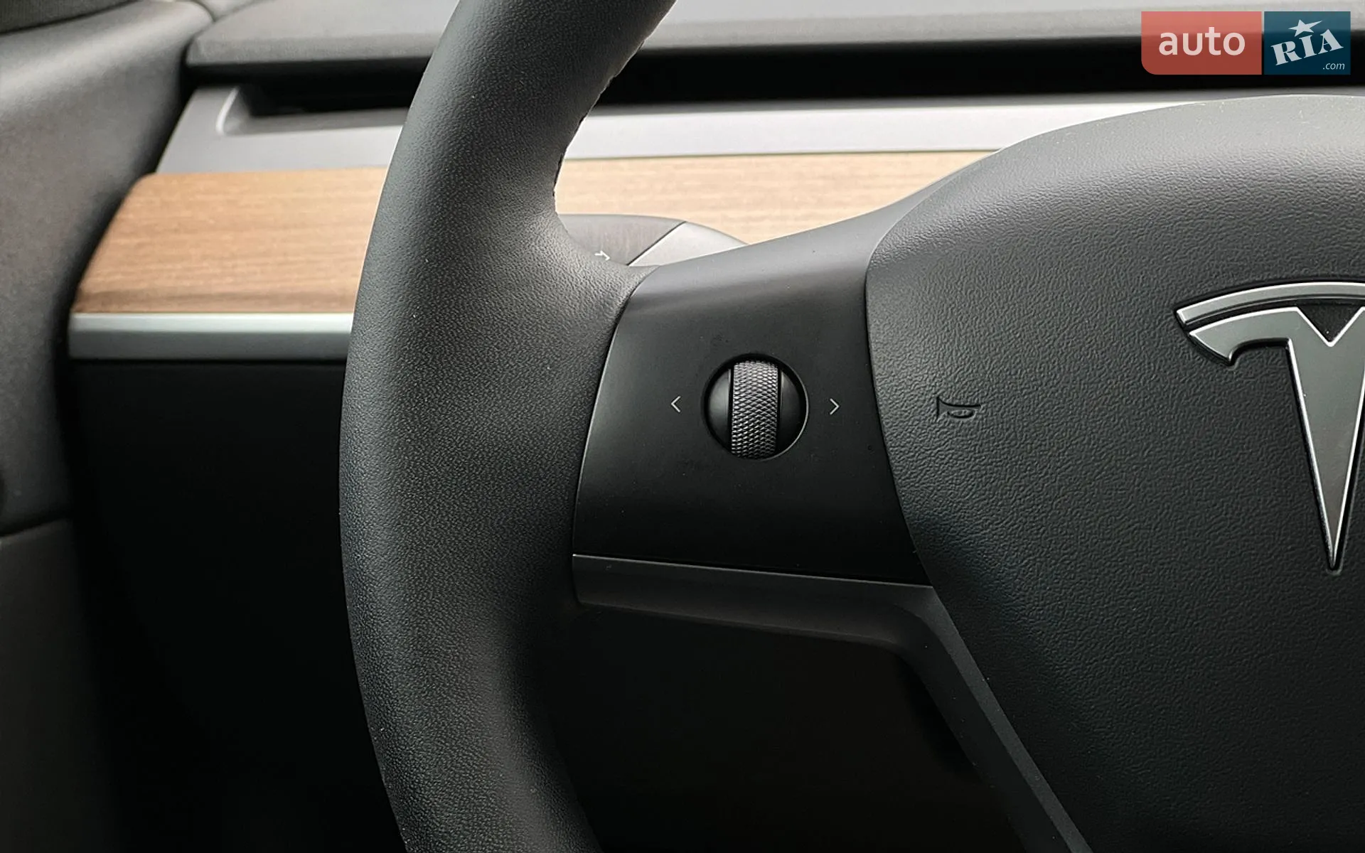 2022 Tesla Model Y - мініатюра 11