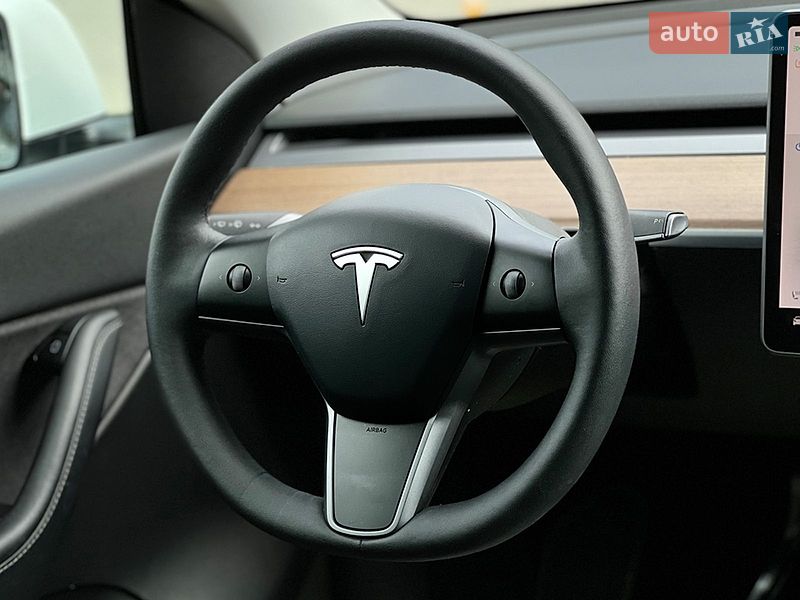 Внедорожник / Кроссовер Tesla Model Y 2022 в Львове