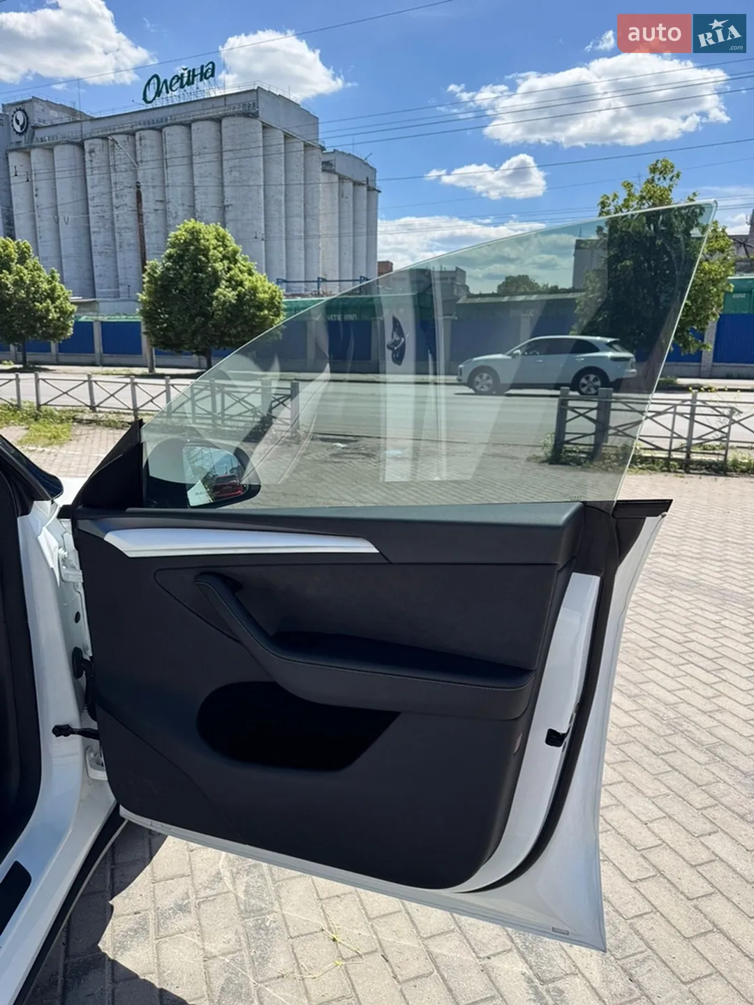2024 Tesla Model Y - мініатюра 6
