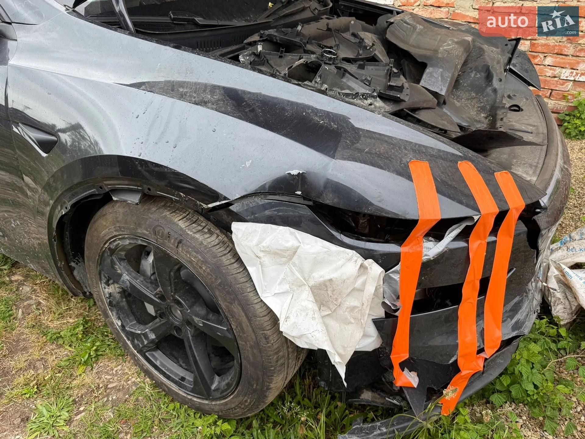 2025 Tesla Model Y - мініатюра 13