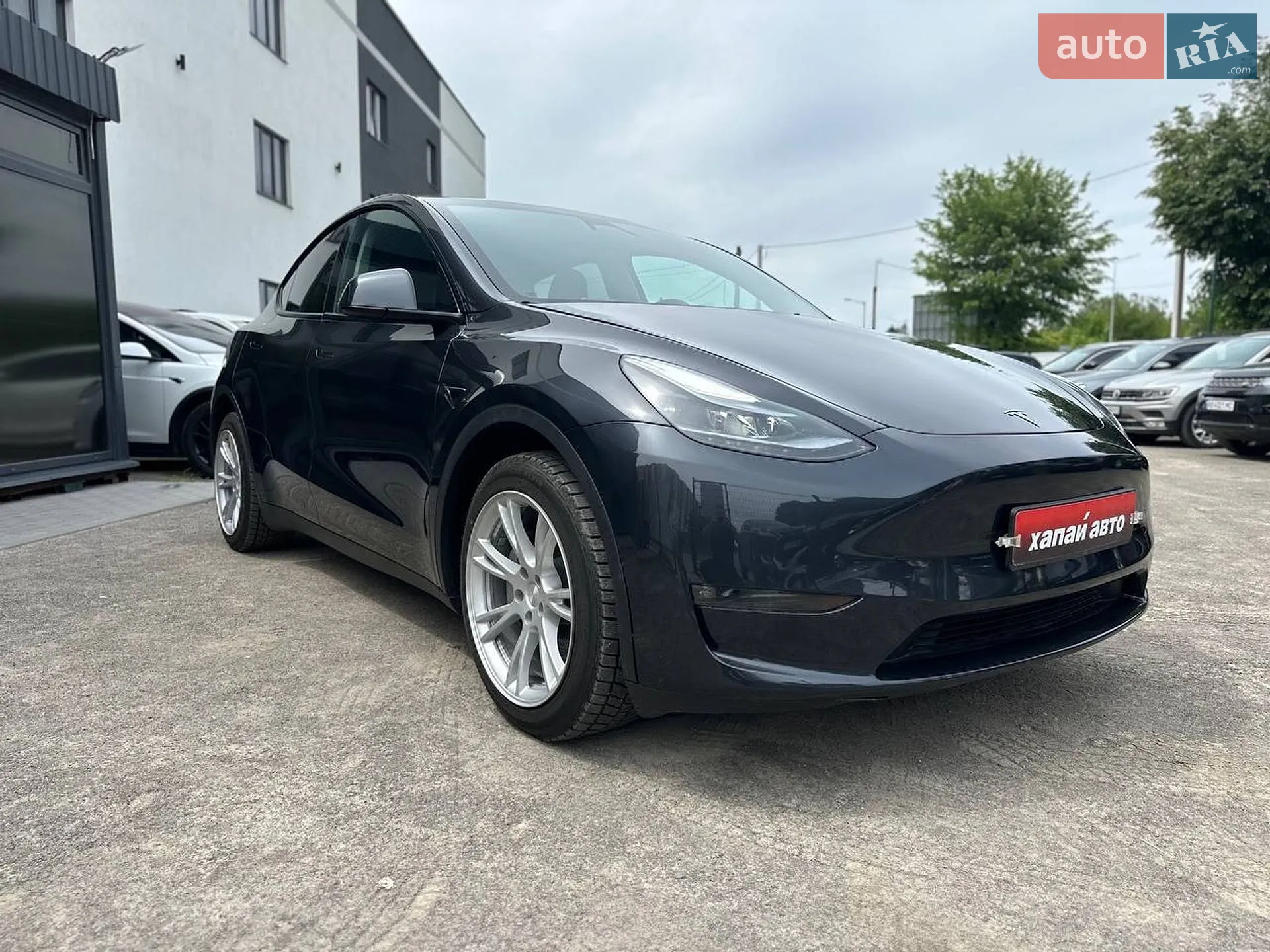 2024 Tesla Model Y - мініатюра 3