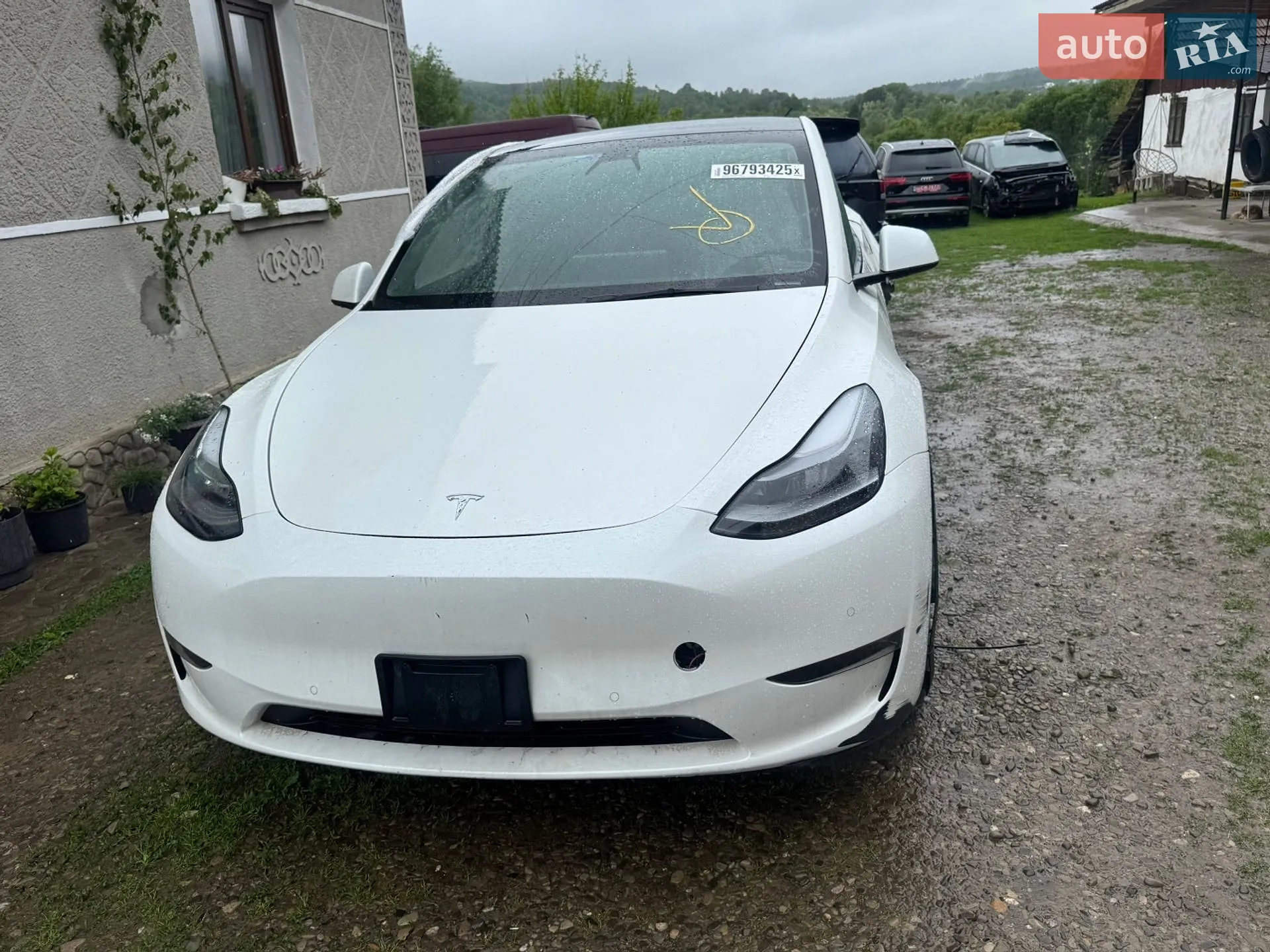 2021 Tesla Model Y - мініатюра 3
