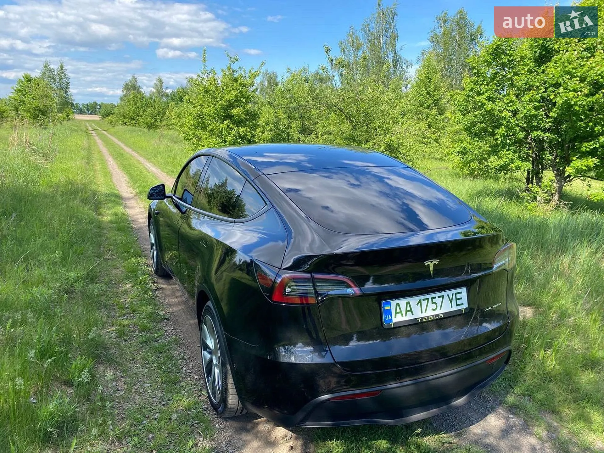 2021 Tesla Model Y - мініатюра 3