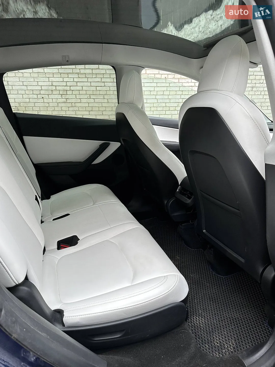 2021 Tesla Model Y - мініатюра 16