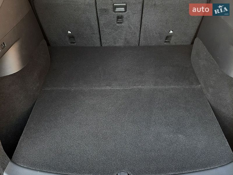Позашляховик / Кросовер Tesla Model Y 2022 в Івано-Франківську