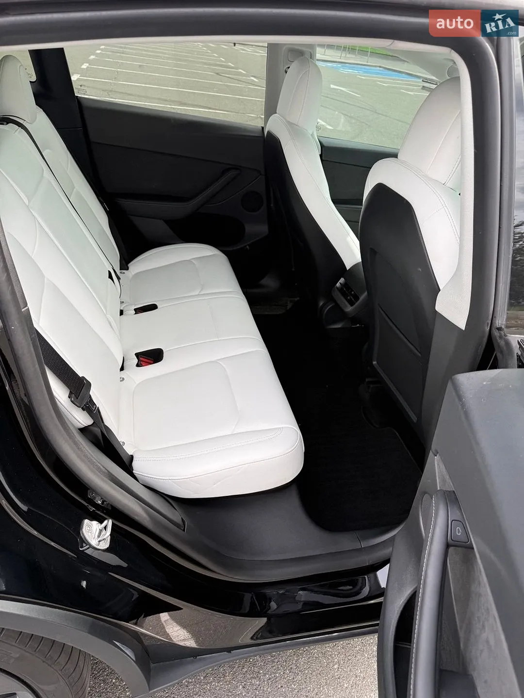2022 Tesla Model Y - мініатюра 27