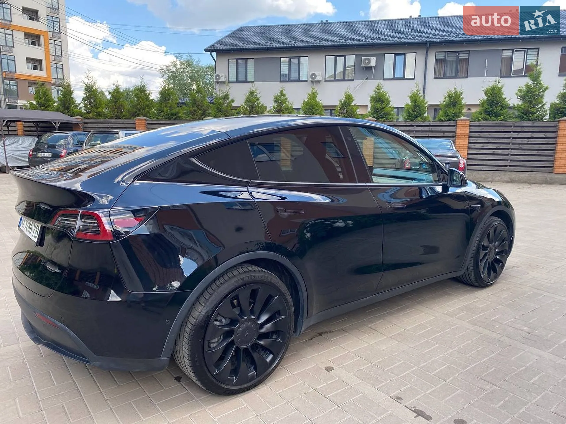 2020 Tesla Model Y - мініатюра 9