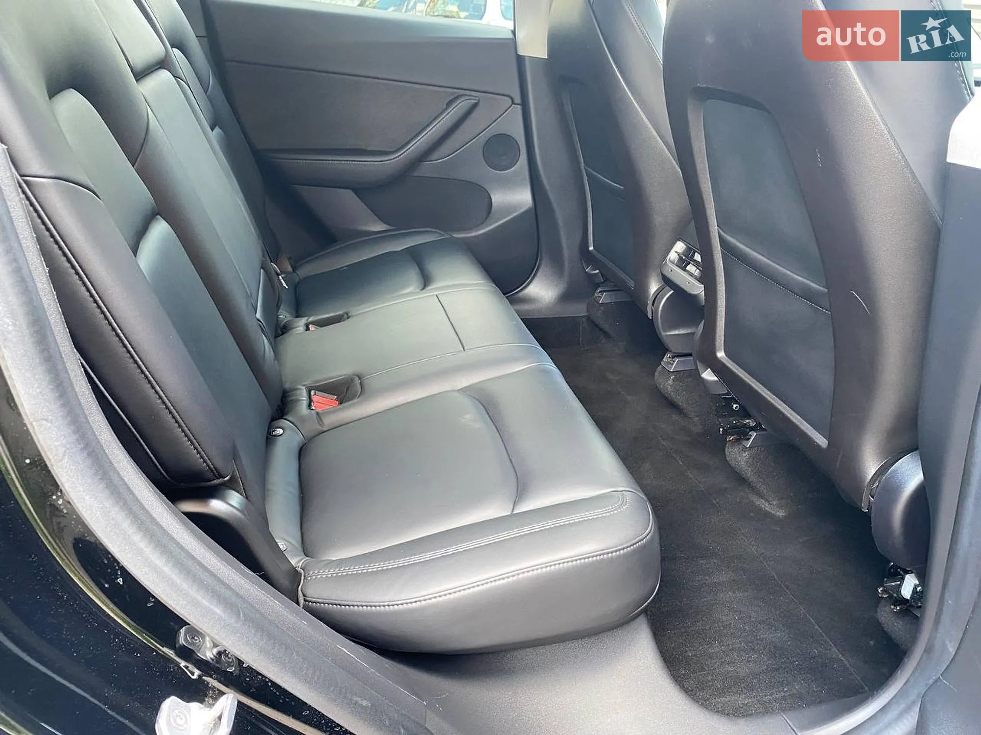 2020 Tesla Model Y - мініатюра 22