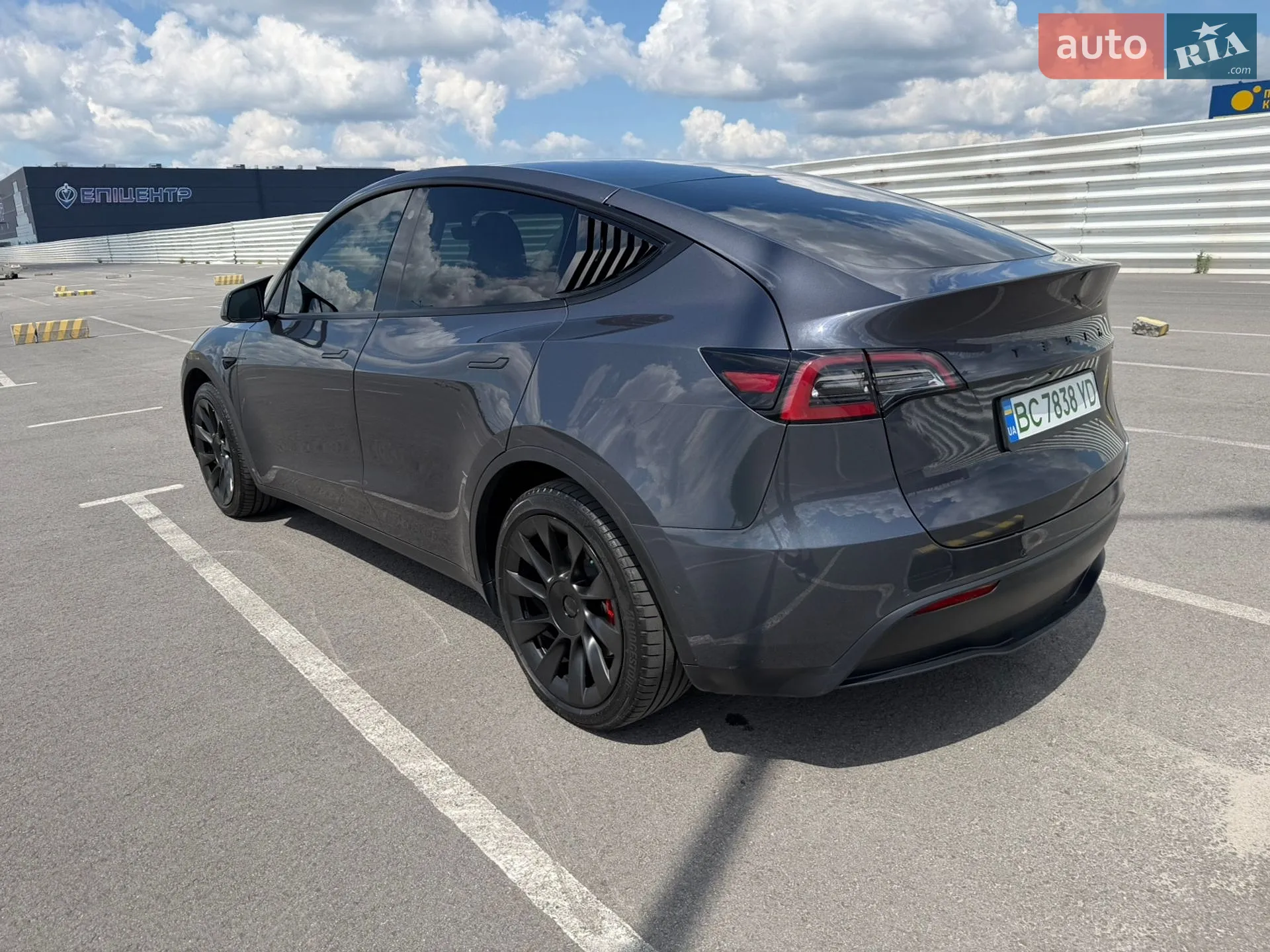 2021 Tesla Model Y - мініатюра 4