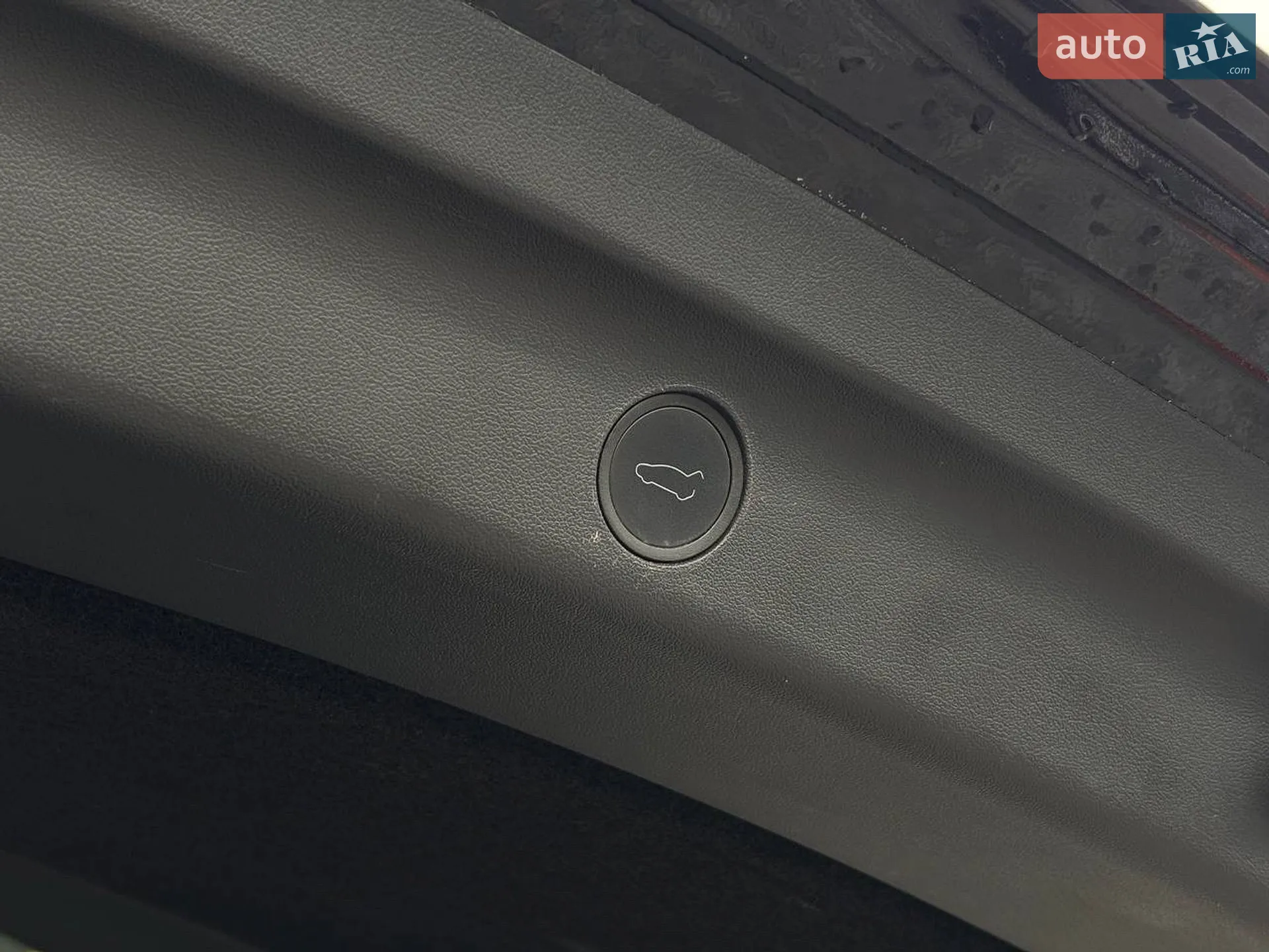 2024 Tesla Model Y - мініатюра 6