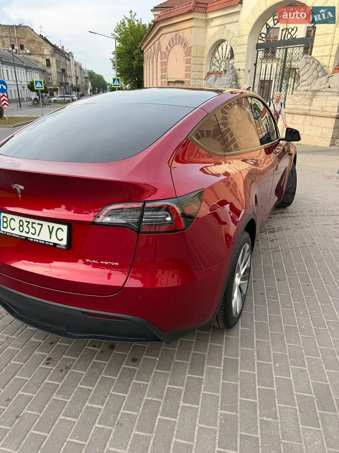 2024 Tesla Model Y - мініатюра 6