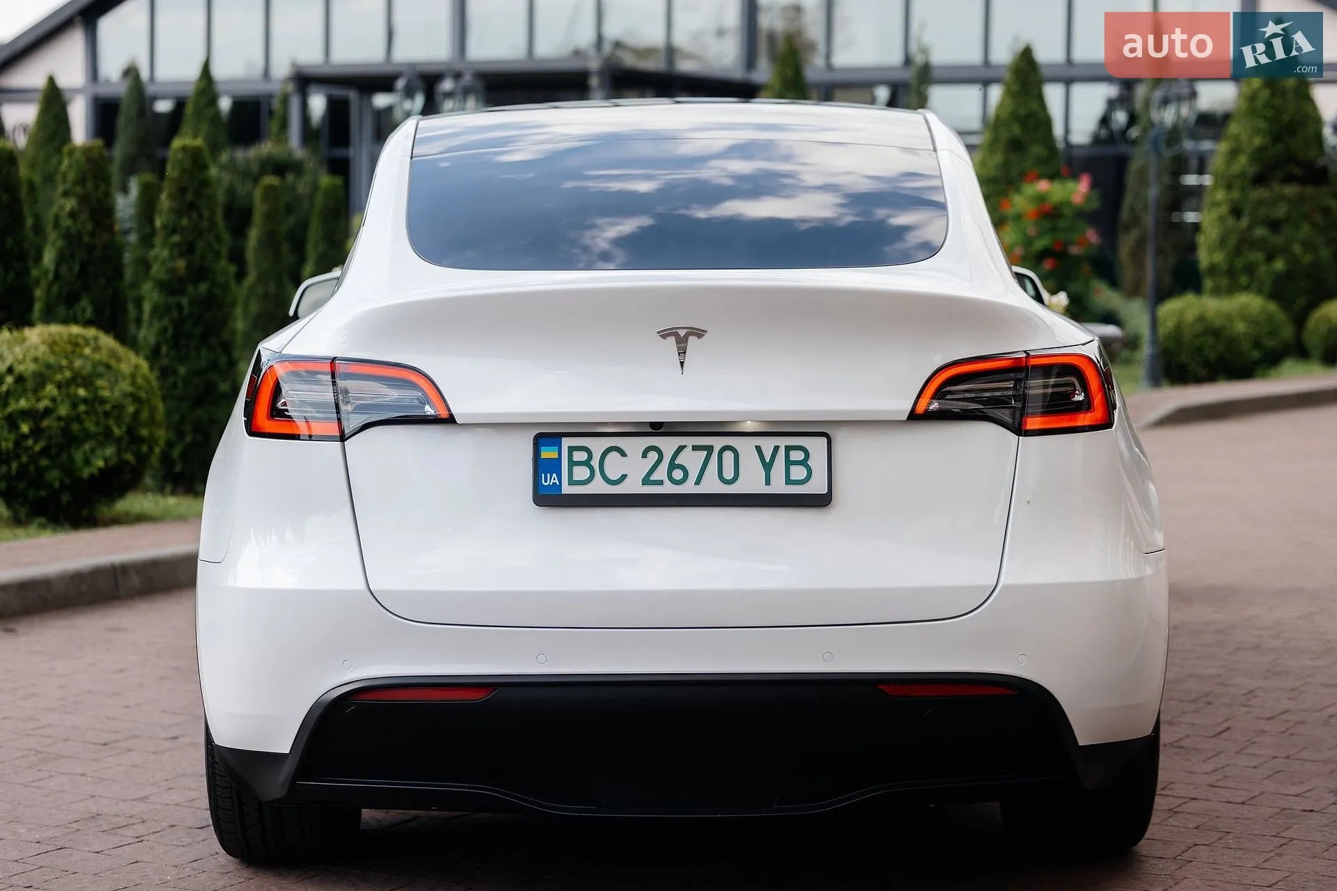 2022 Tesla Model Y - мініатюра 19