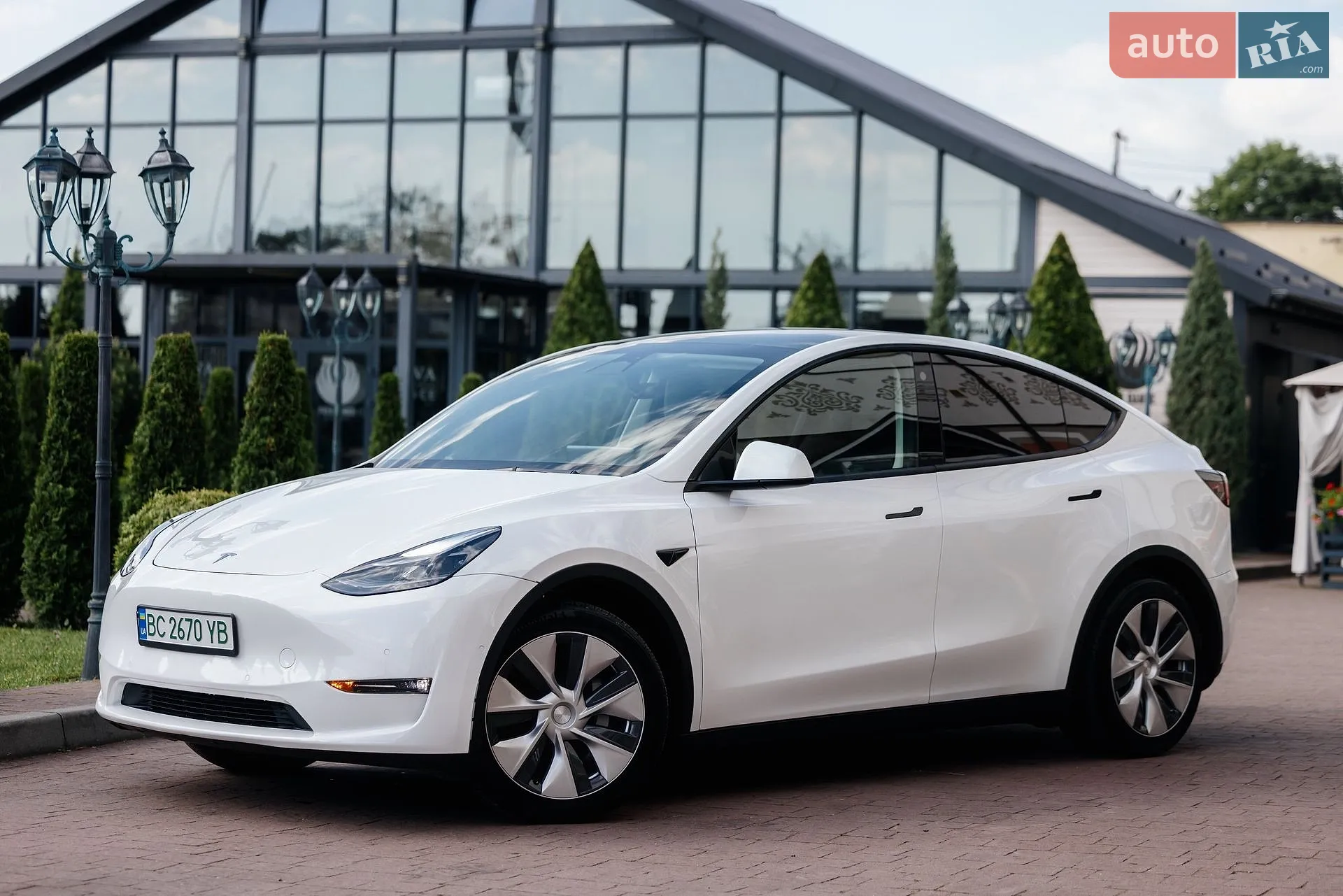 2022 Tesla Model Y - мініатюра 2