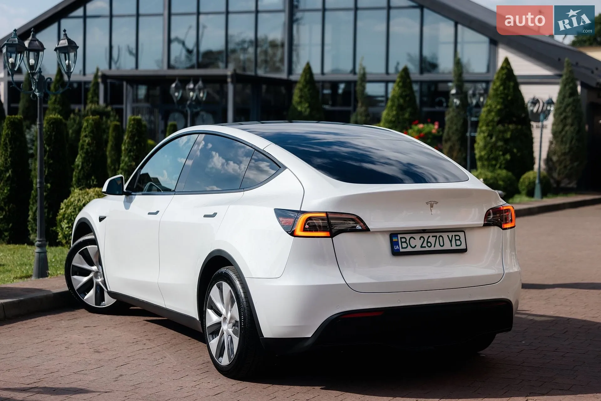 2022 Tesla Model Y - мініатюра 15