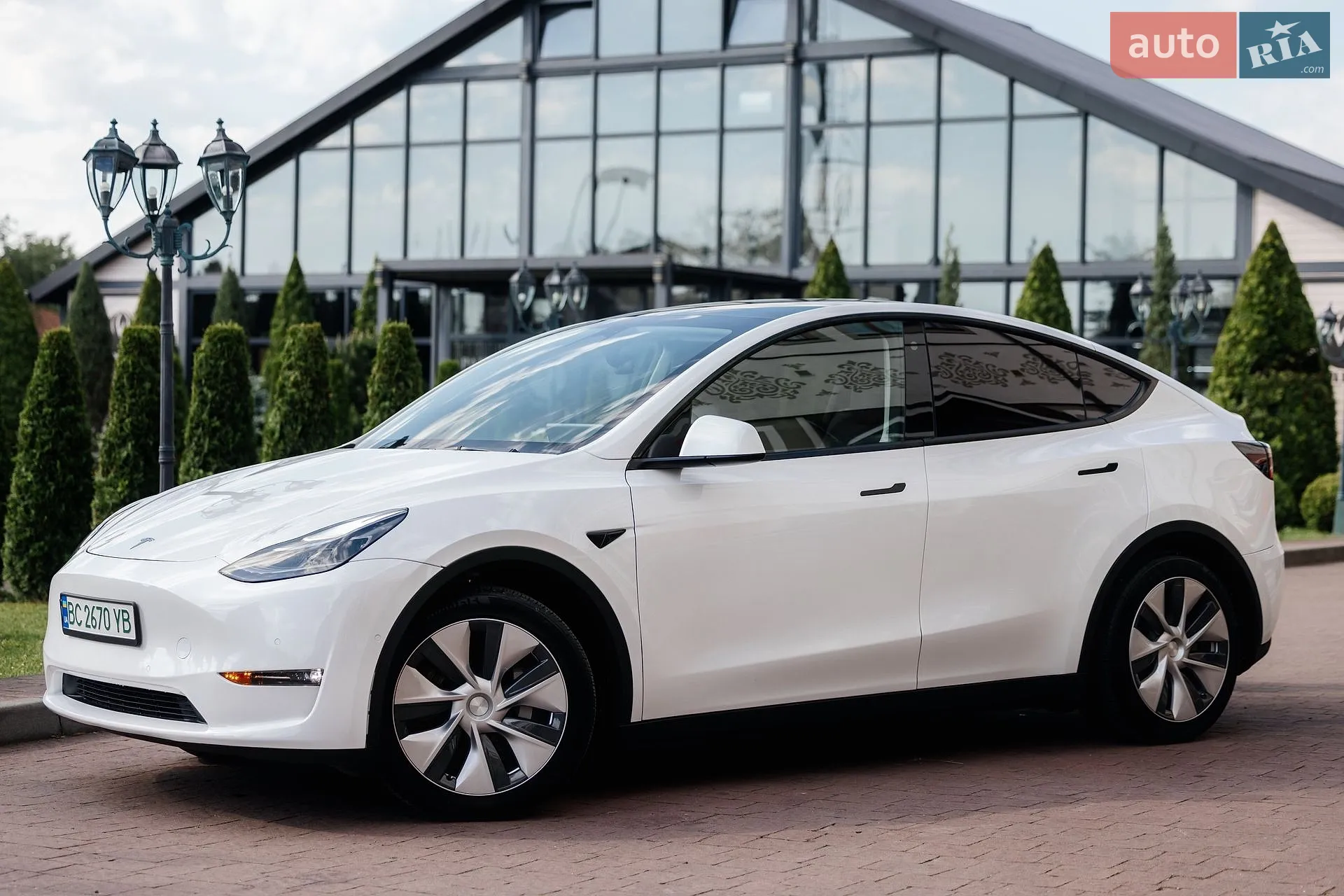 2022 Tesla Model Y - мініатюра 4