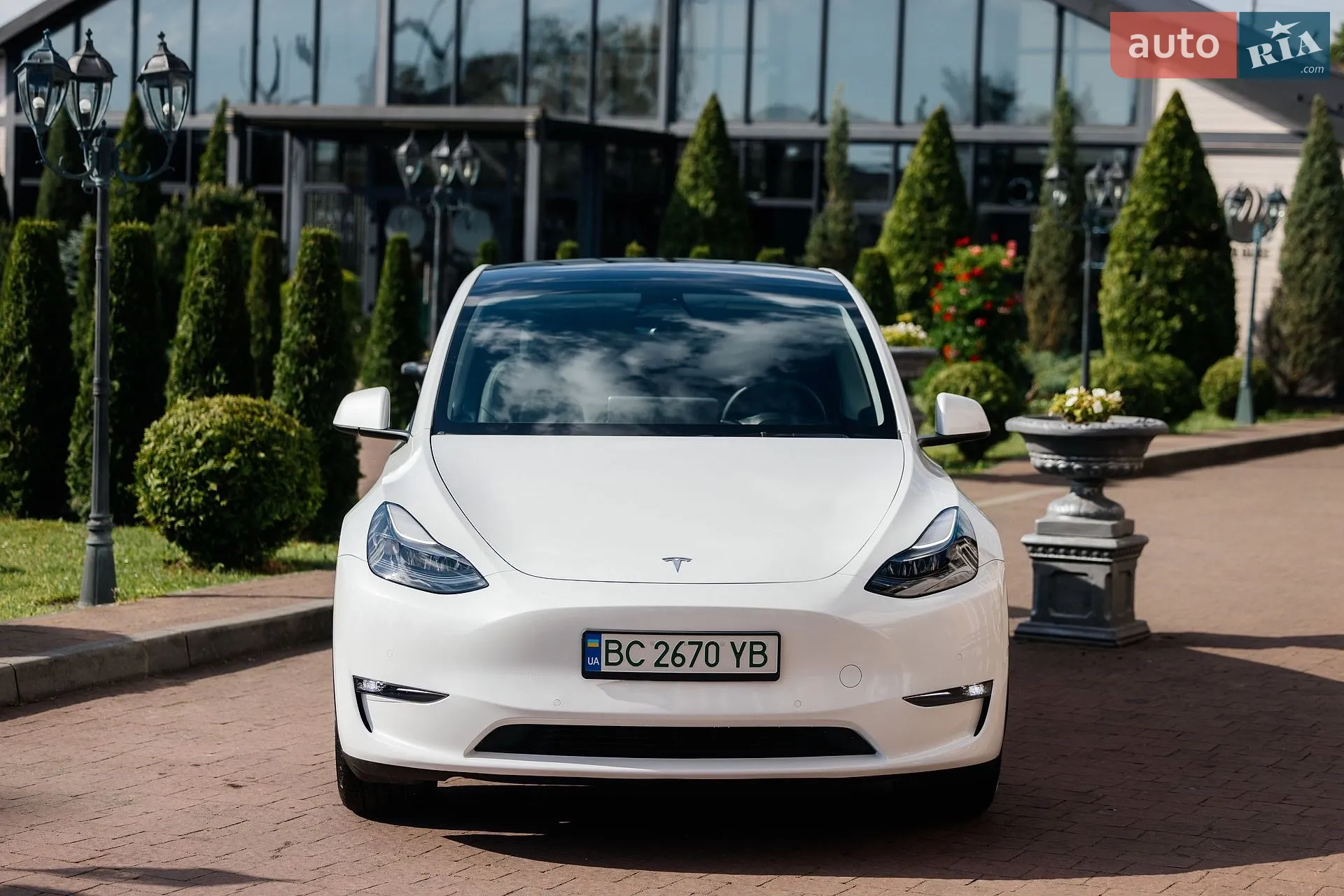 2022 Tesla Model Y - мініатюра 8