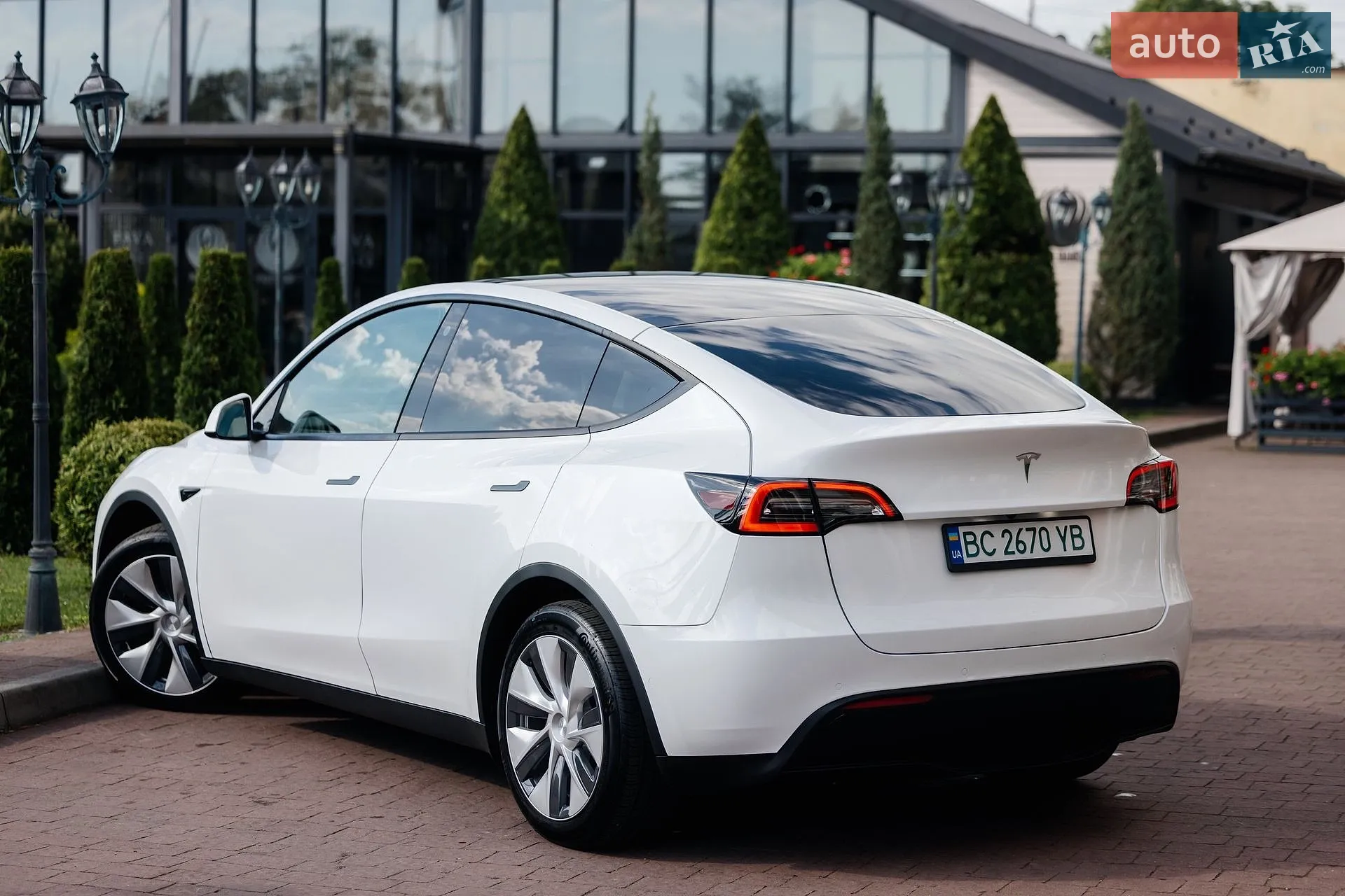 2022 Tesla Model Y - мініатюра 16